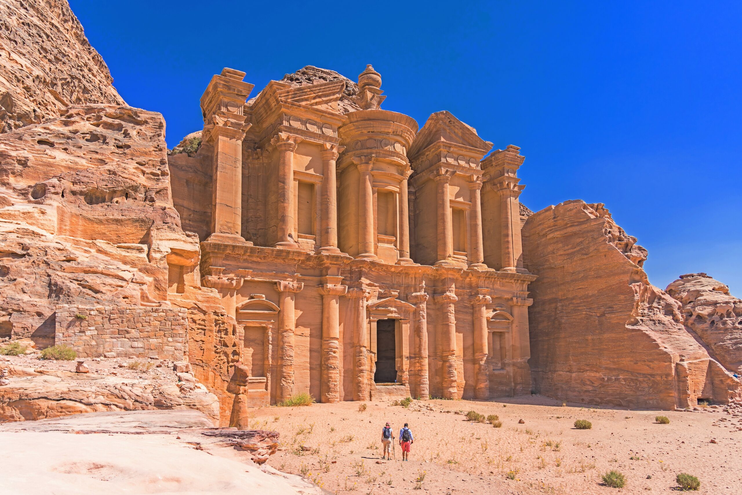 È stata scoperta una cripta perduta nel sito archeologico di Petra