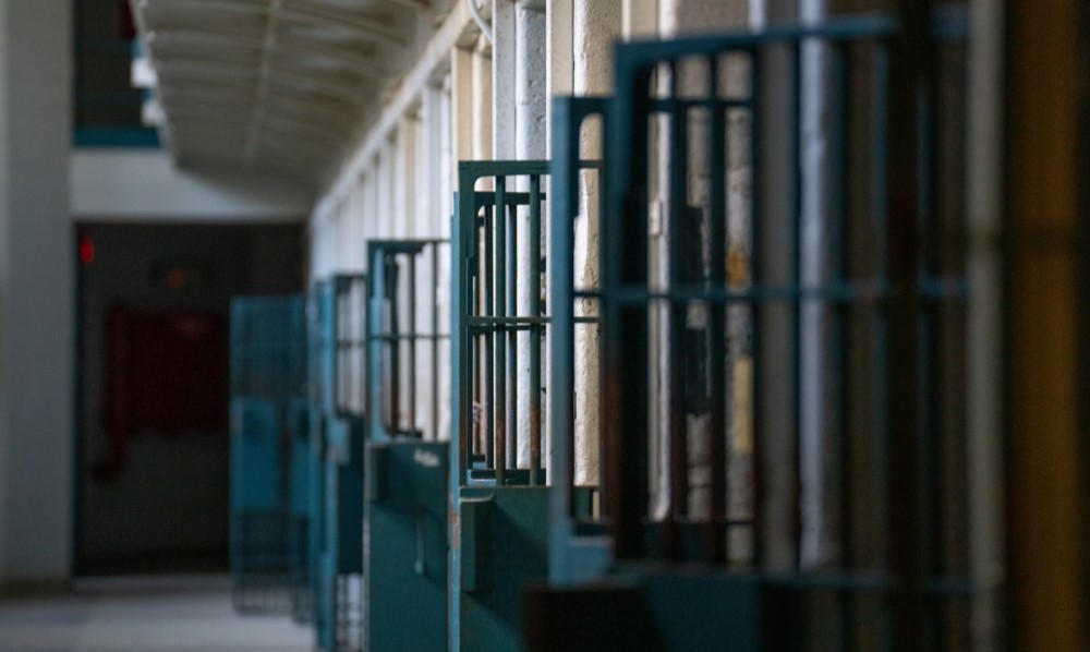 Sovraffollamento grave e ritardi: la Corte dei Conti dettaglia la crisi delle carceri