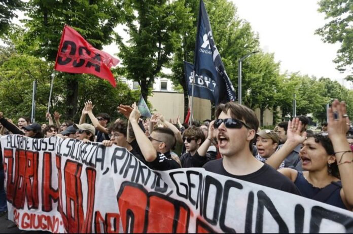 Cambiare Rotta Bologna protesta studenti
