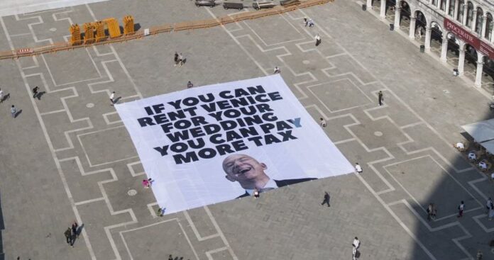 Venezia Bezos