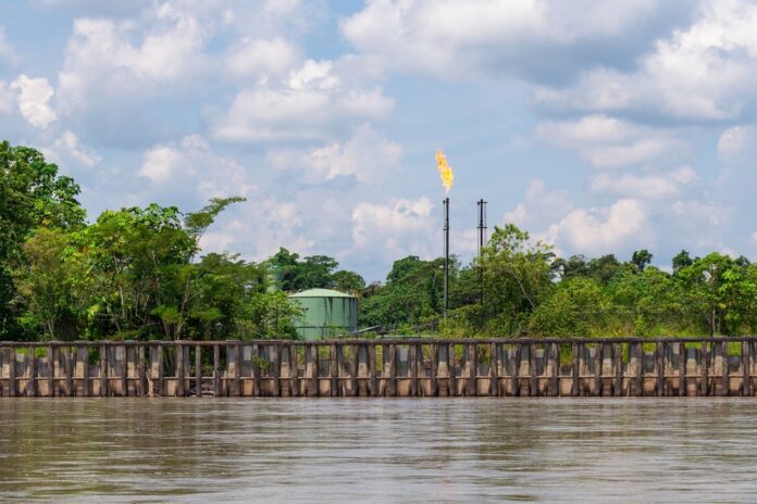 Oil,Extraction,Site,With,Chimney,For,Burning,Of,Combustion,Gases